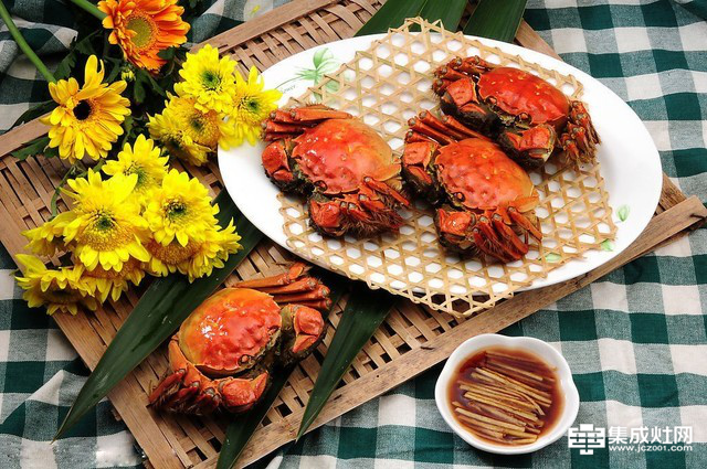 十月吃蟹好时节 快用亿田集成灶做一顿美味蟹宴吧