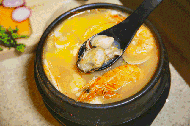 风田集成灶：简单美味的韩式辣炖海鲜汤 每一口都是幸福感