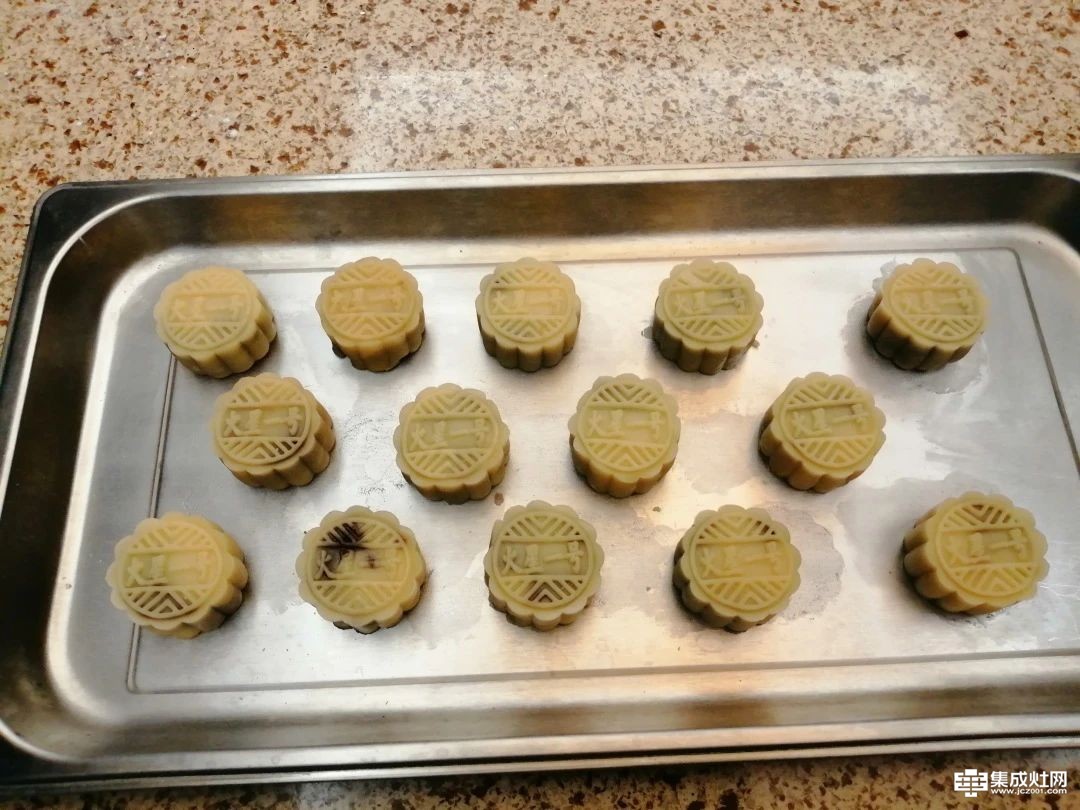 中秋有“味” 月饼“鲜”行 火星一号集成灶教你做美味的豆沙月饼